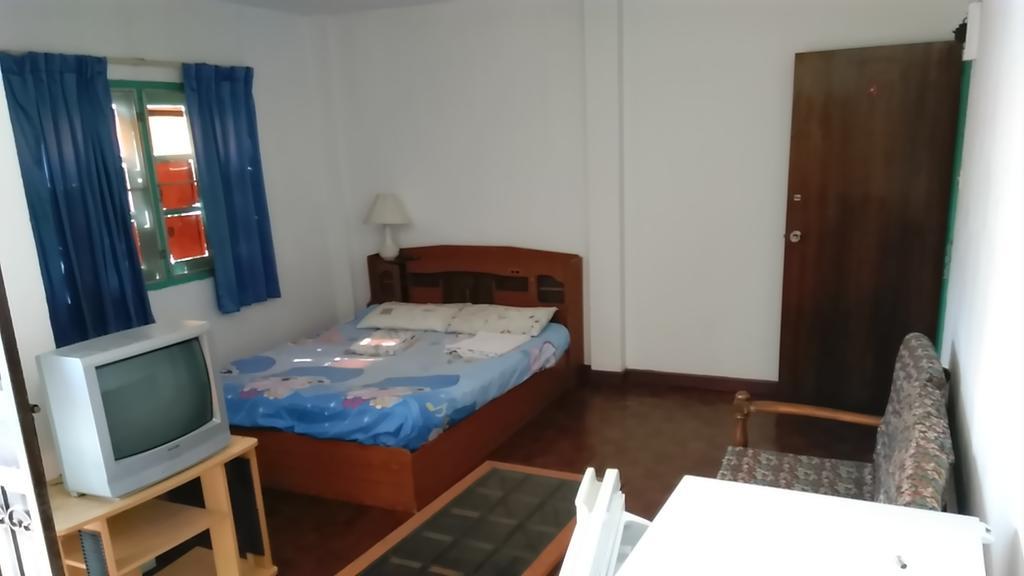 Hotel Devika Fe Jomtien Beach Exterior foto